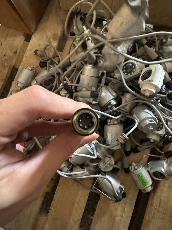 4月22日深圳市旧摄像头一批(67个)网络拍卖公告