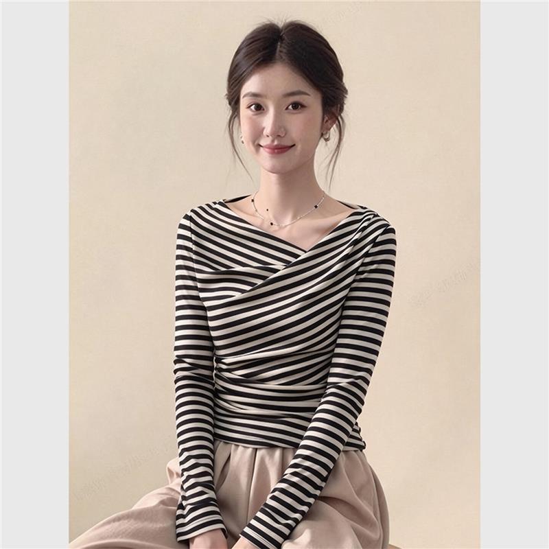 SPYB黑白条纹不对称上衣女2026春季新款气质百搭时尚独特显瘦小衫