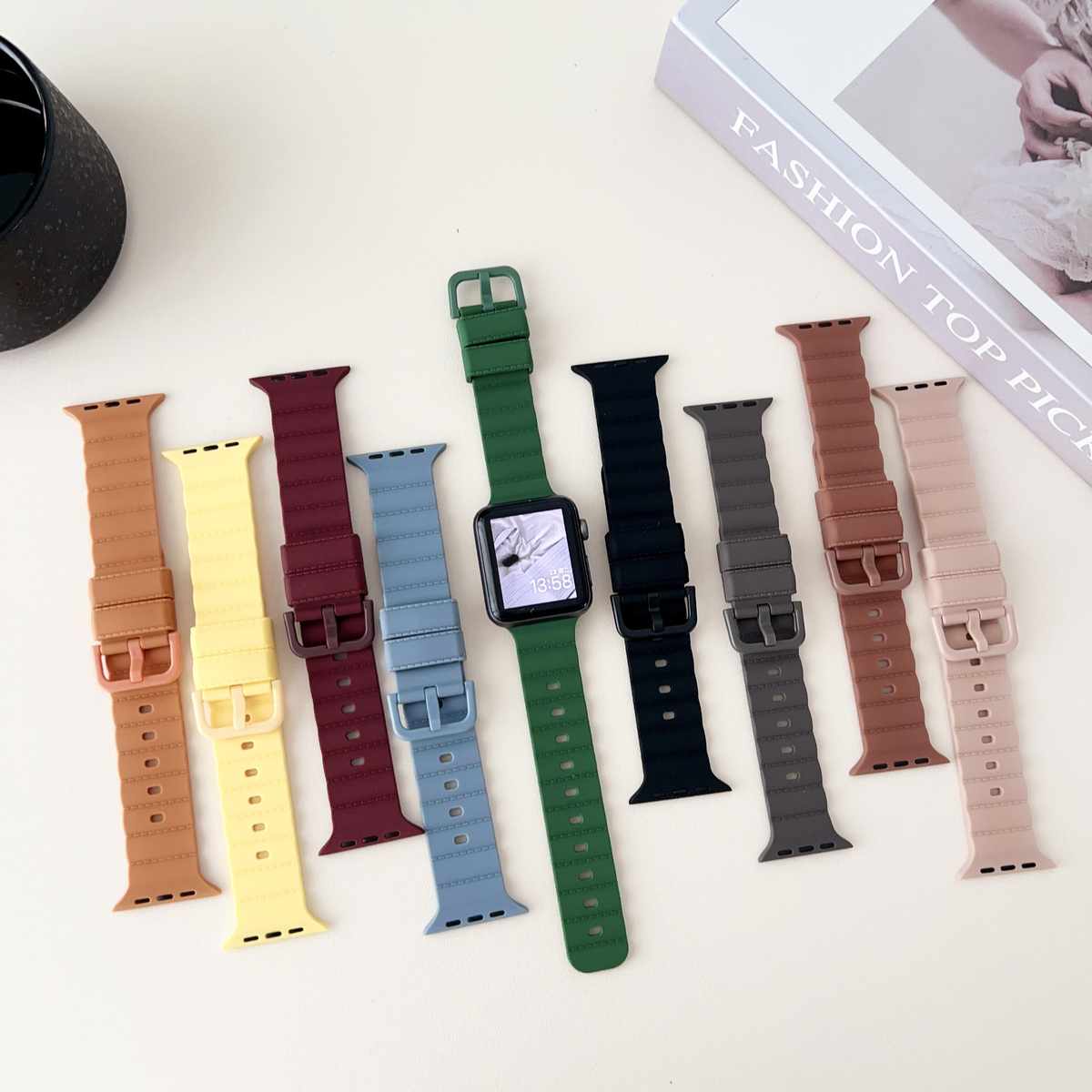 适用applewatch8硅胶同色扣表带苹果手表iwatch7新款Ultra智能S9/