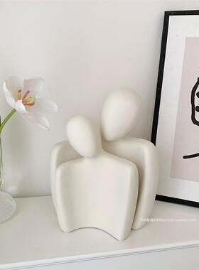 ins风抽象拥抱情侣人物摆件简约创意艺术客厅玄关电视柜家居装饰