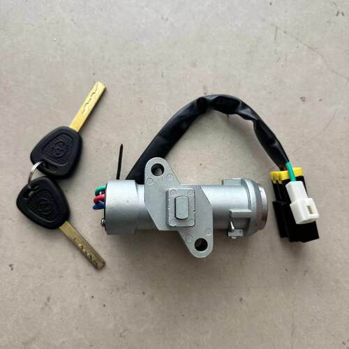 适用于 上汽红岩杰狮C100C500金刚M500起动点火开关车门锁芯钥匙