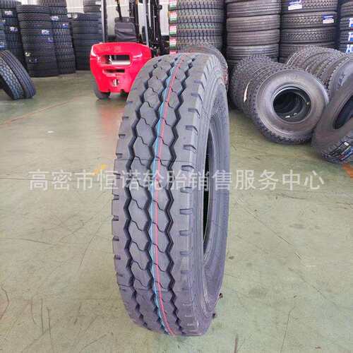 虎运1000R20 1100R20 1200R20全钢丝载重卡车轮胎CM936新三线花纹
