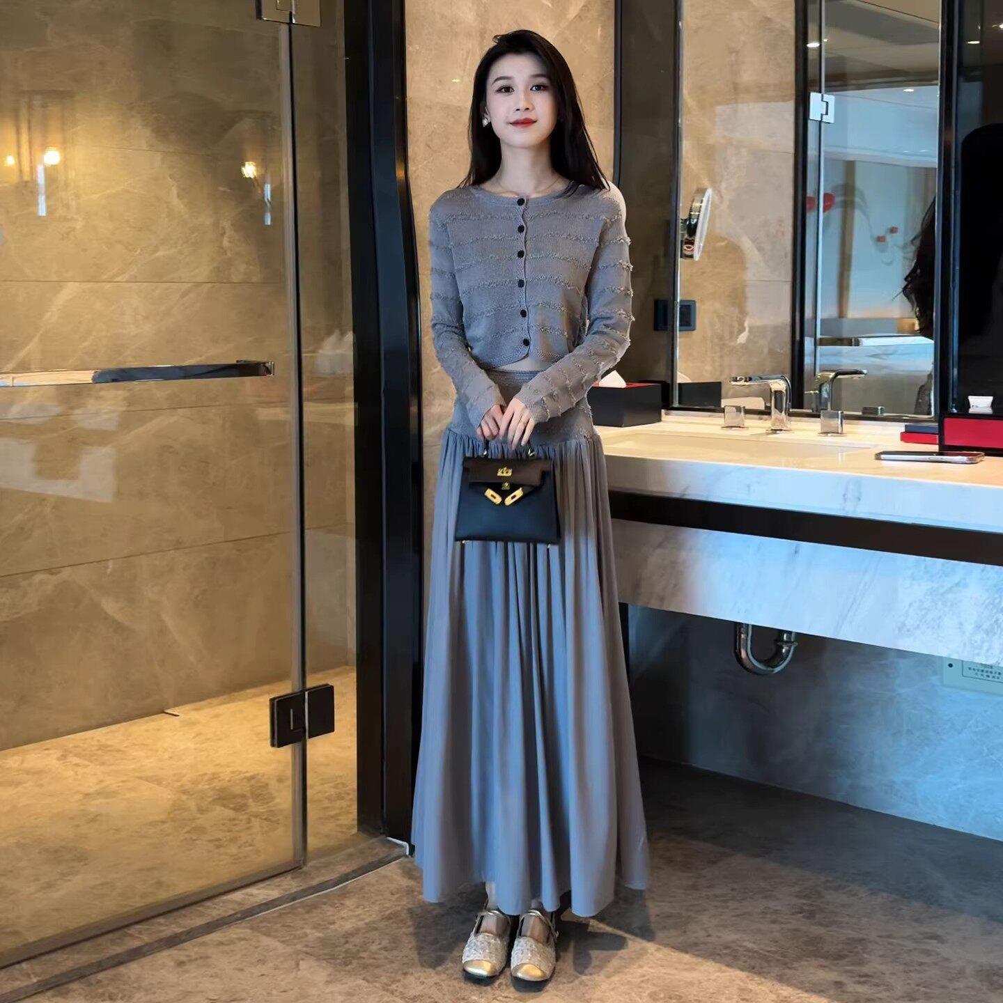 法国Rouje Moaks小香风针织套装洋装子女显瘦遮肉半身裙两件套