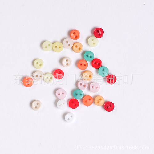 批发棉花娃娃衣服装用纽扣 8毫米/7毫米扣子 圆形双孔纽 彩色现货