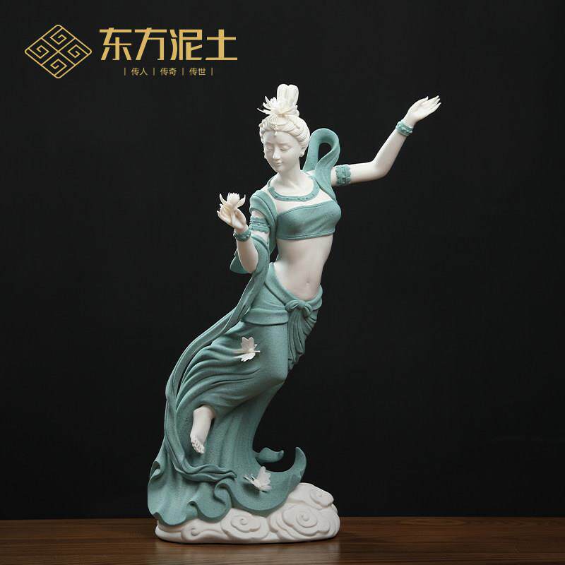东方泥土蝶恋摆件陶瓷人物美女雕塑工艺礼品摆饰客厅博古架酒柜装