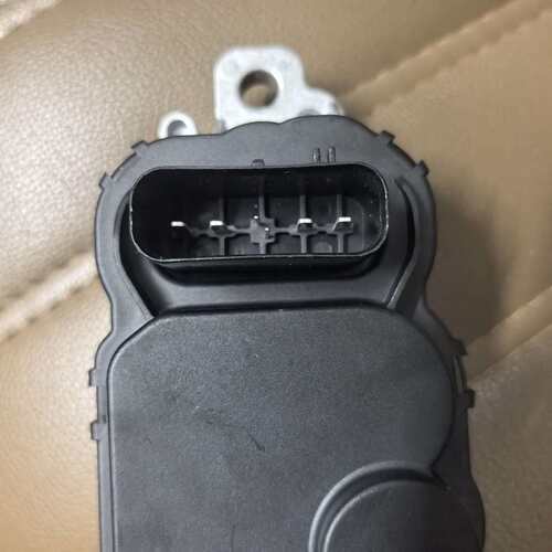 适用福特F150马自达BT50燃油泵4C2A9D372-BA 590-001 6C2A9D372AA
