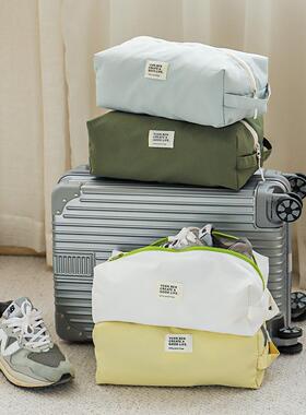 Travel organizing bags, multi-purpose cosmetic pouches, simp