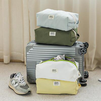 Travel organizing bags, multi-purpose cosmetic pouches, simp