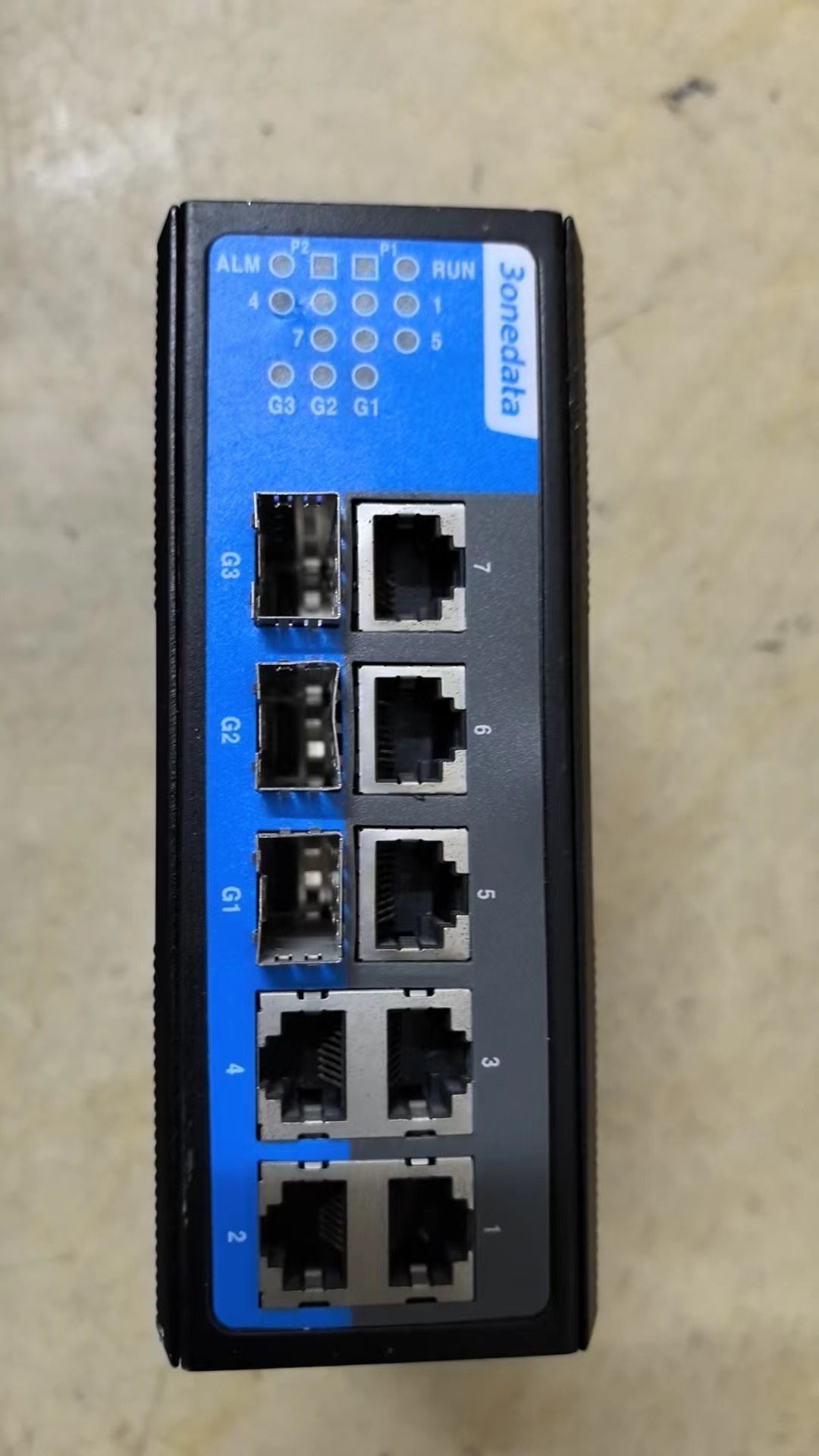 三旺通信IES7110-3GS 成色如图