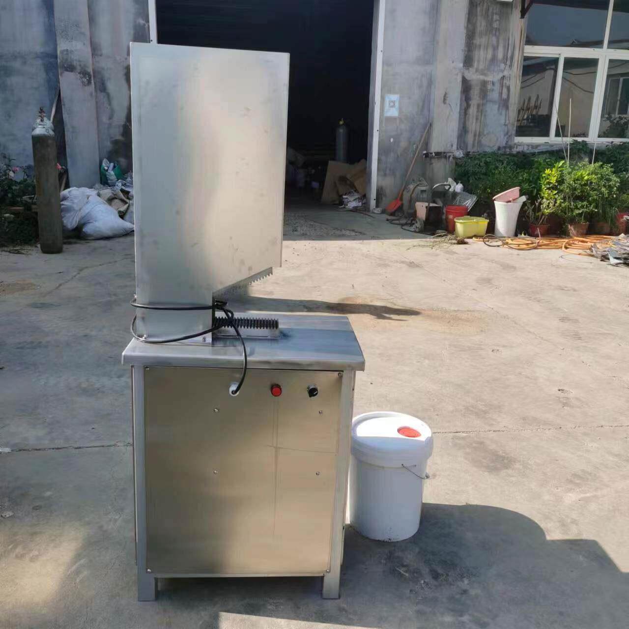 剔除牛蹄壳机 牛蹄压壳机 牛脚壳脱壳机客户使用