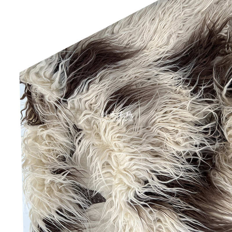 长毛绒仿滩羊毛浅咖啡米色 粉色 黑白不规则提花时装设计师家纺家