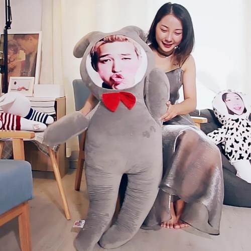 正品照片制真人定兔子抱枕ins网红玩偶兔来节图订做创意情人礼形