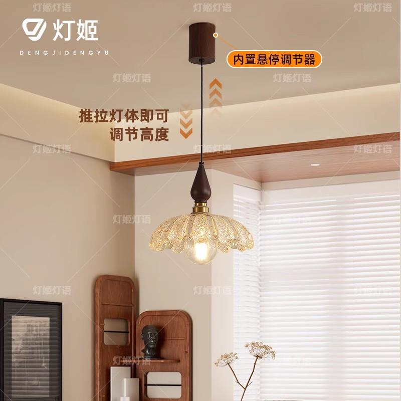 法式中古风餐厅吊灯2025新款餐桌灯美式复古金箔家用卧室床床头灯