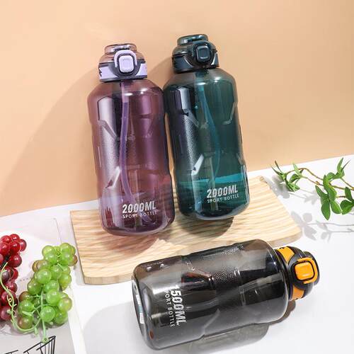 2024 New Heat-Resistant Sports Water Bottle, 2000ml Large Ca