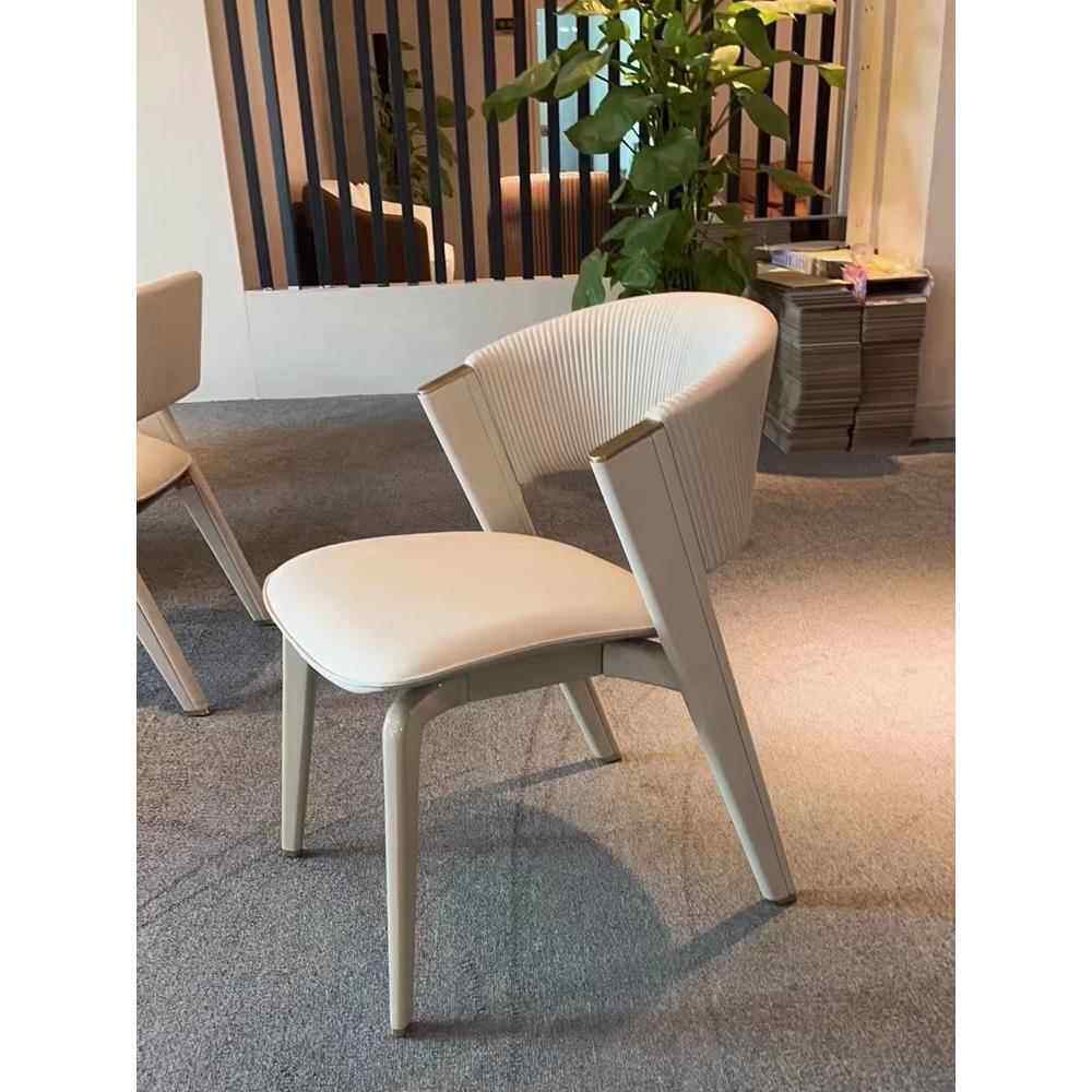 意大利轻豪华实木餐椅现代简单家背椅酒店咖啡厅椅高档别墅皮椅