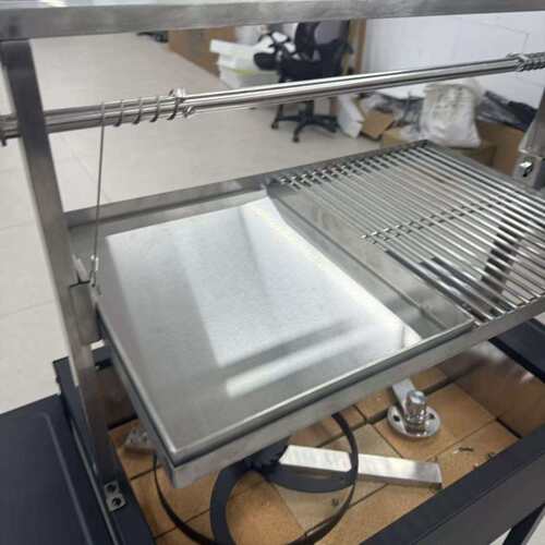 厂家直供大四方炉木炭大型烧烤炉大型便携户外烤架美式家用烧烤架
