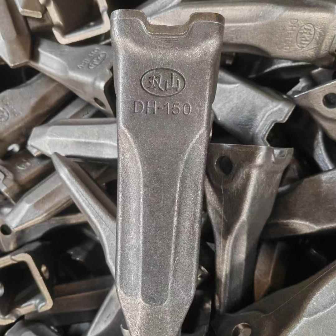 PC200挖掘机斗齿PC120RC 205-70-19570 205-70-19570A