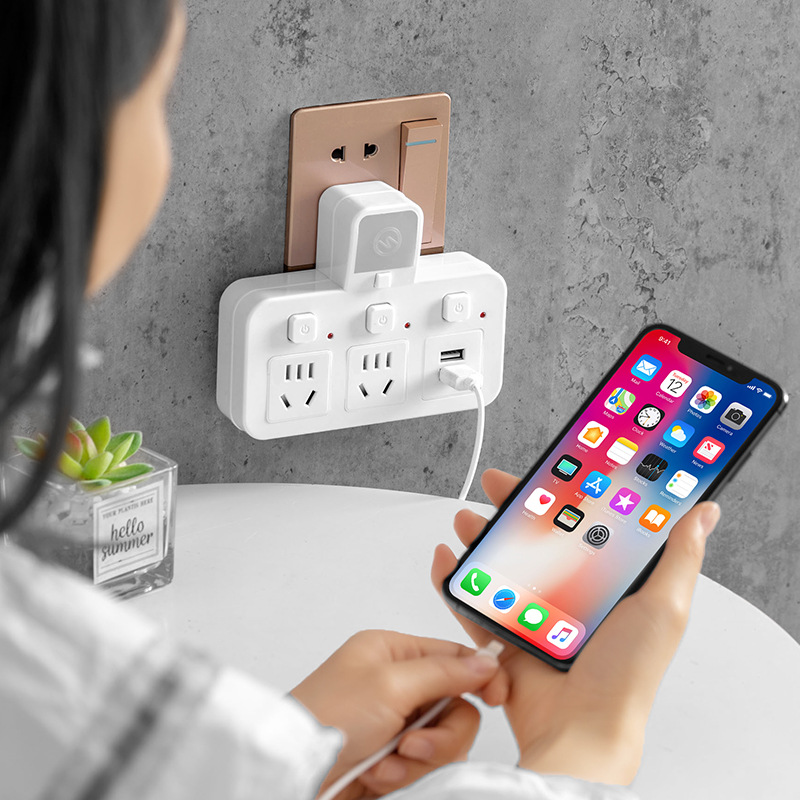 USB转换器智能防雷插座转换插头