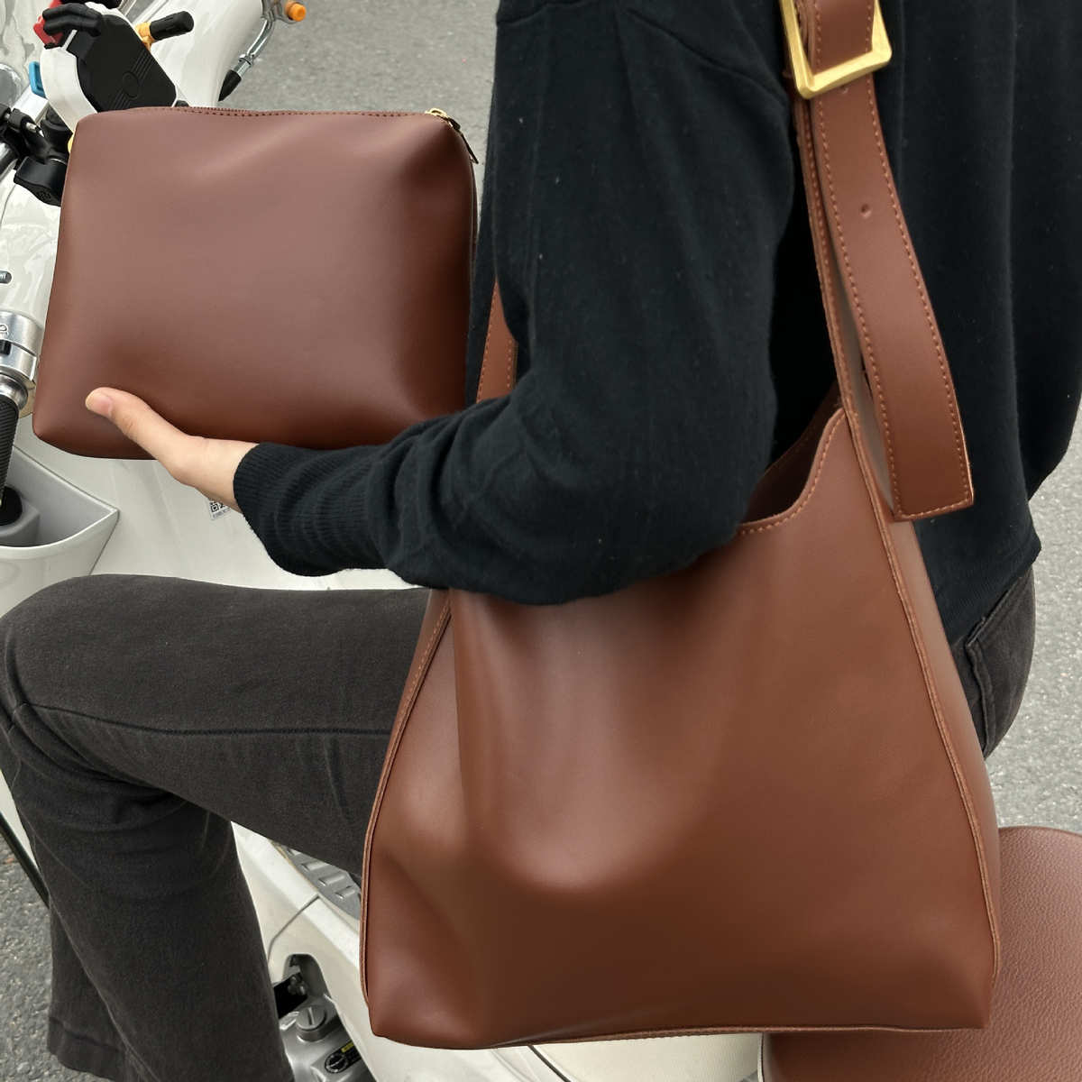 handbag新款时尚百搭水桶大容量简约休闲二件套软塌塌单肩斜挎包