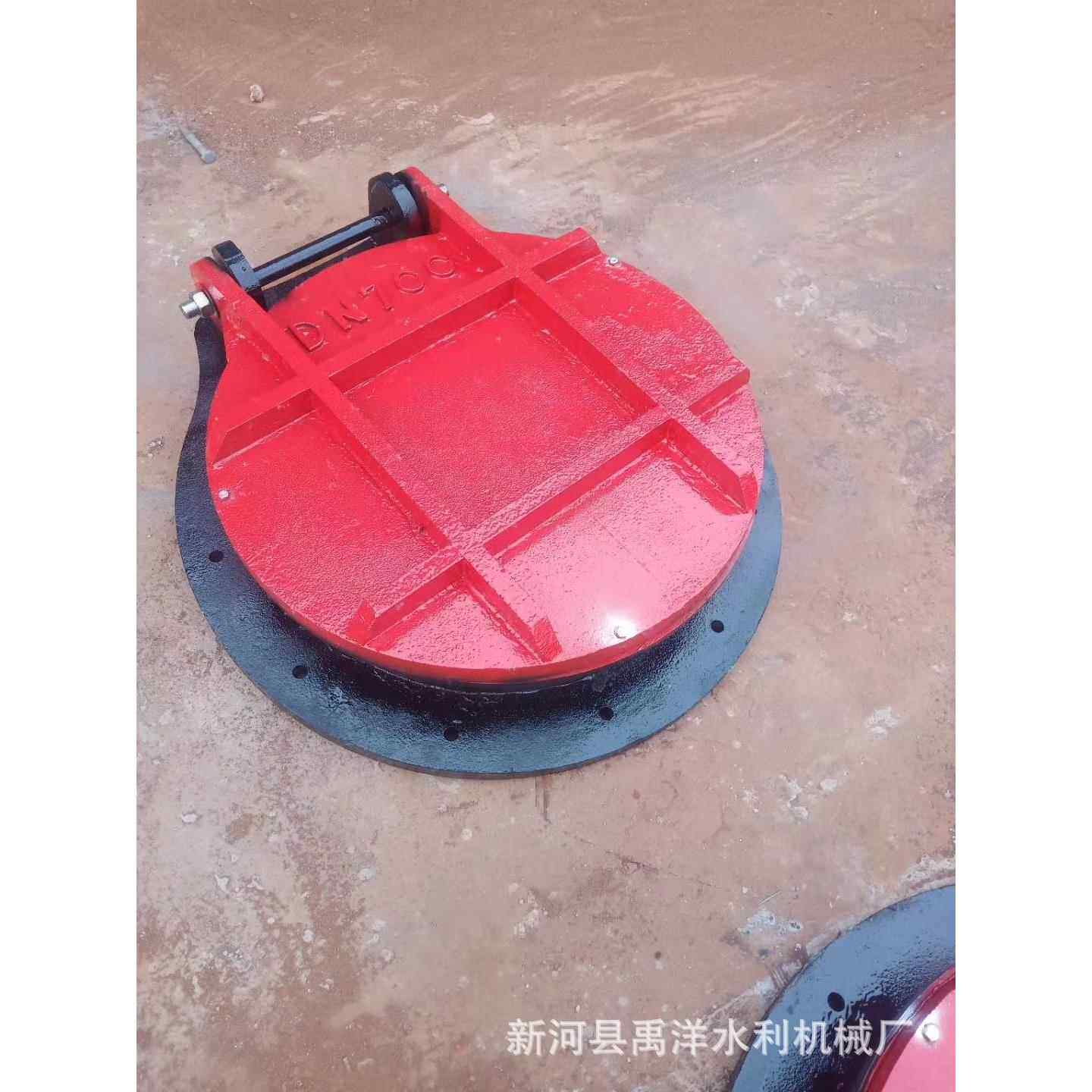 水利铸铁拍门管道止水侧开拍门圆形铸铁闸门防倒灌止水拍门厂家