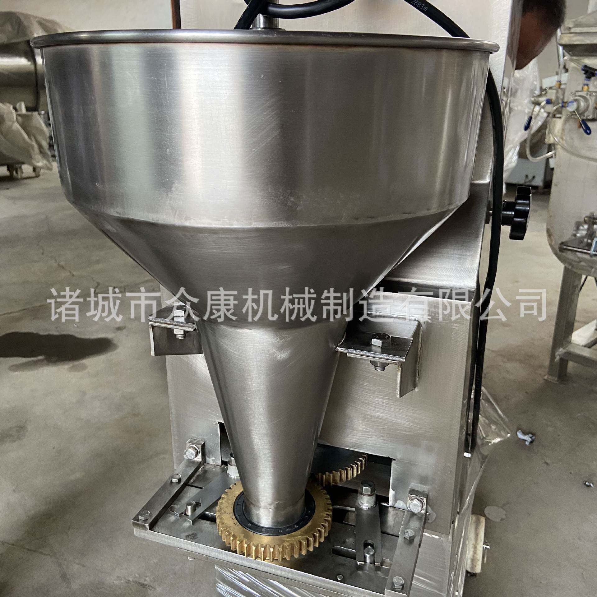 狮子头肉丸子制作器新款丸子机商用全自动牛肉鱼肉豆腐丸子成型机