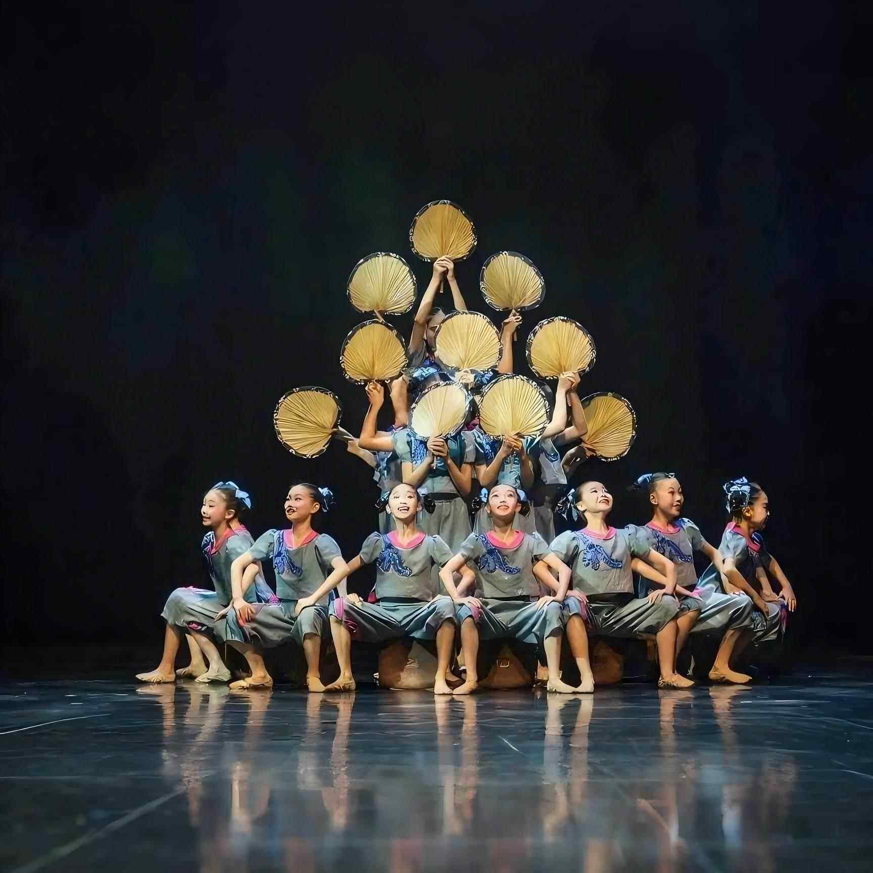 第十三届小荷风采夏天的记忆儿童演出服蒲扇摇过的夏天少儿表演服