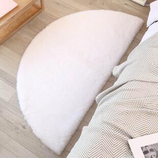 现代简约可机洗仿驯鹿毛皮地毯卧室毛毯地垫床边仿动物毯梳妆镜子