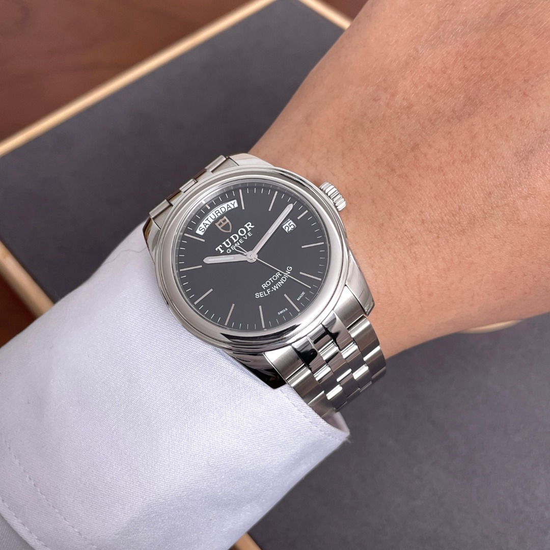 [9.8新]帝舵骏珏系列精钢自动机械男表M56000-0007 公价19400