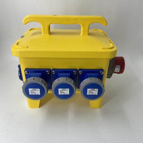 CEE-18 220V 380V 16A 3针4针5针配电箱工业插座盒开关箱配电柜