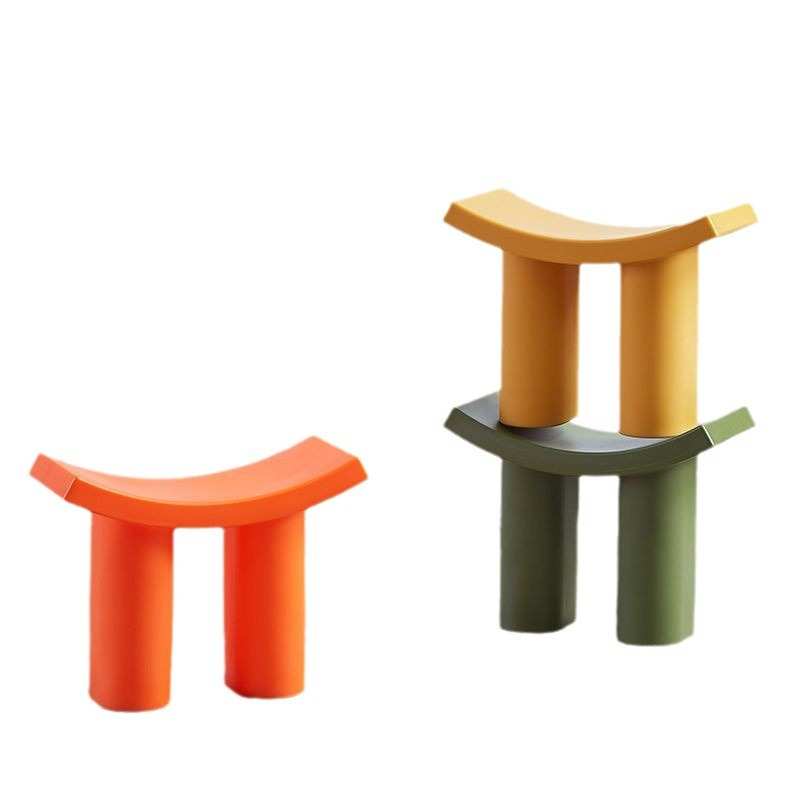 网红飞象椅矮板凳设计曲面换鞋凳家用现代门口轻奢塑料小凳子客厅