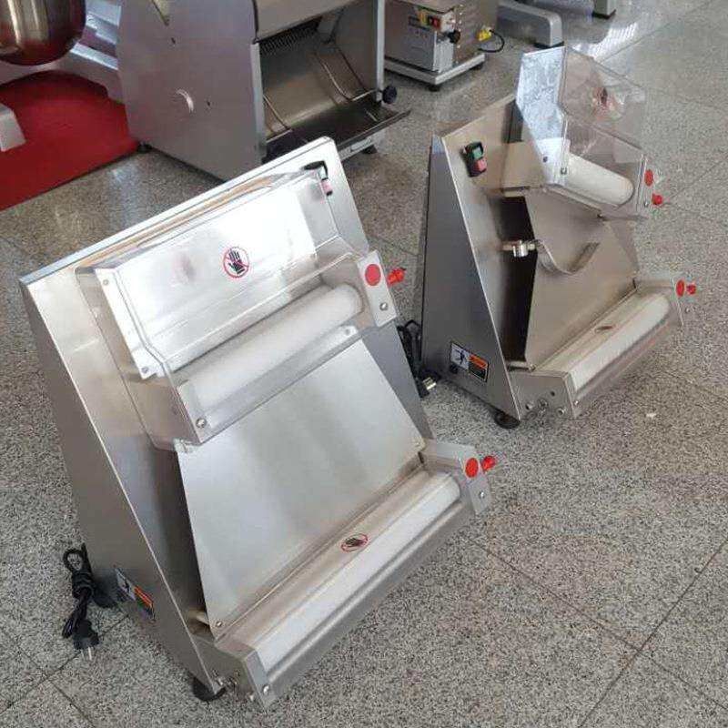 厂家直销披萨饼底成型机商用饼皮压面机披萨皮机比萨机