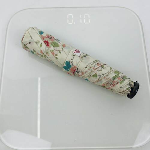 124g超轻铅笔羽毛瘦身晴雨两用防晒抗UV遮阳伞upf50+圆折叠