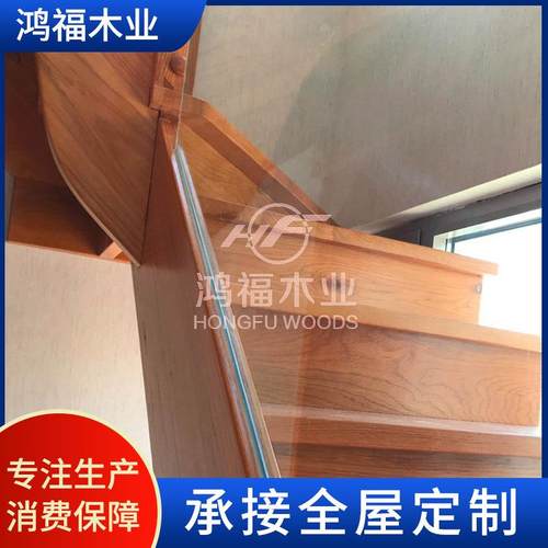 阁楼立柱斜爬玻璃楼梯家用扶手玻璃楼梯别墅复式玻璃楼梯