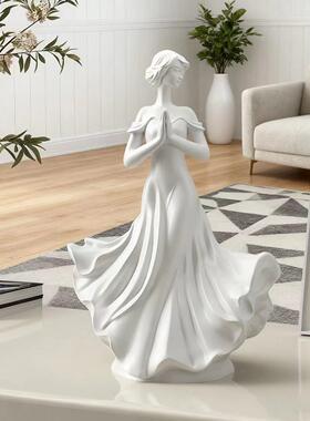 跨境人物艺术摆件缪斯女神高级感雕塑现代风客厅玄关酒柜家居饰品