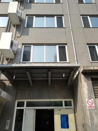 远见名苑三期15号楼21层2105室