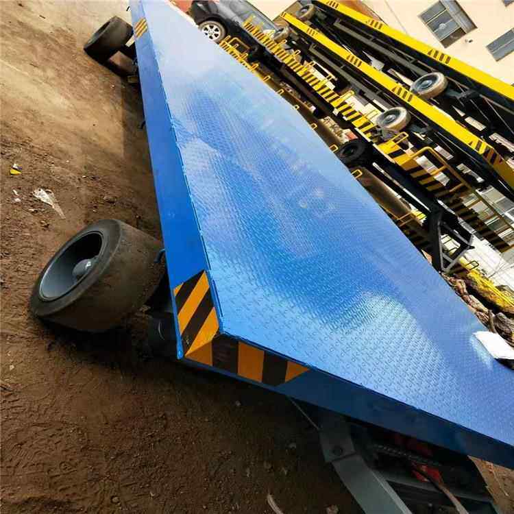 中恒供应牵引无动力平板车四轮重型货物运输叉车矿用平板车