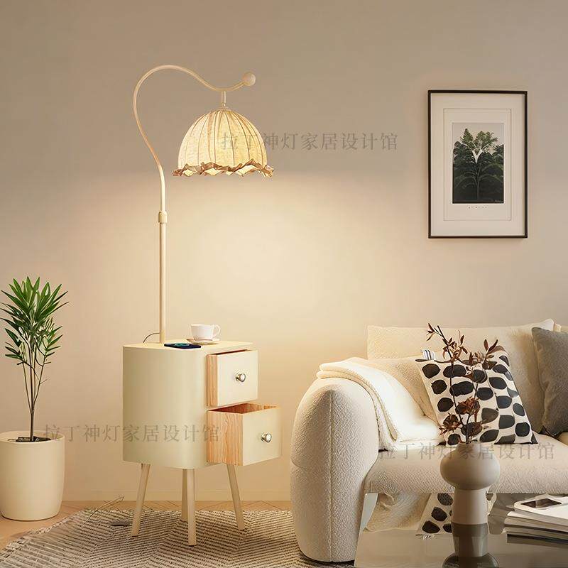 沙发旁置物架一体落地灯奶油风客厅设计感卧室床头氛围茶几台灯