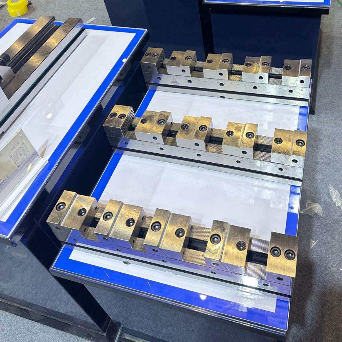 精密多工位平口钳CNC数控中心铣床用高精台虎钳50*50*300
