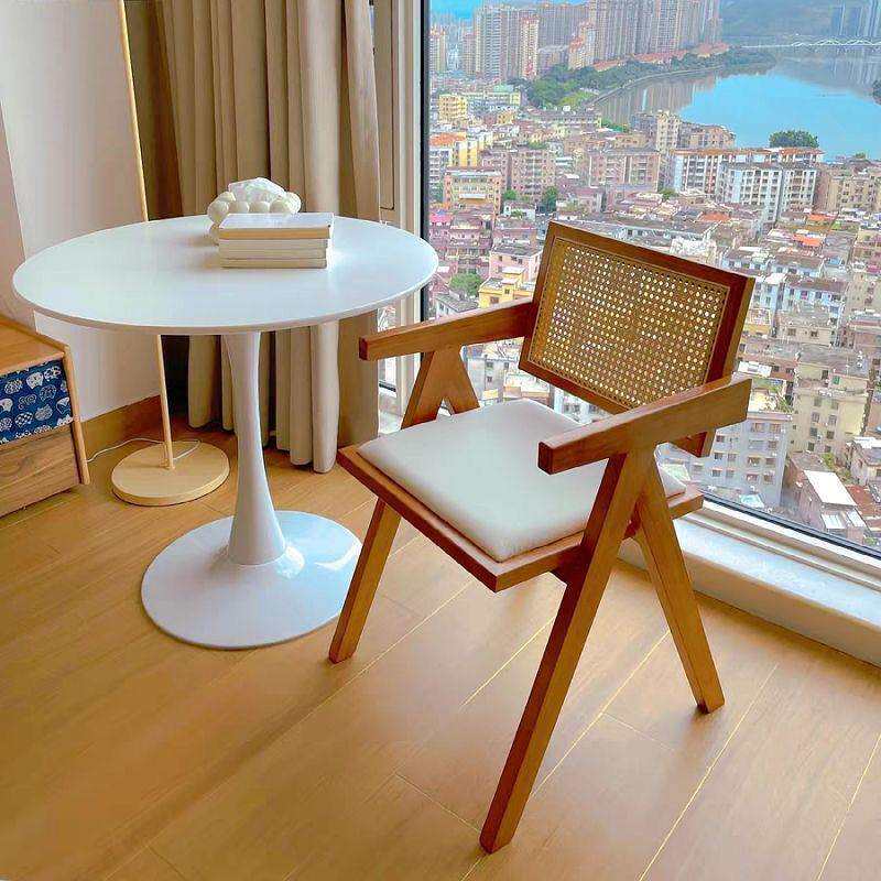 北欧实木藤编餐椅家用阳台休闲藤椅天然真藤网红会议民宿餐饮椅子