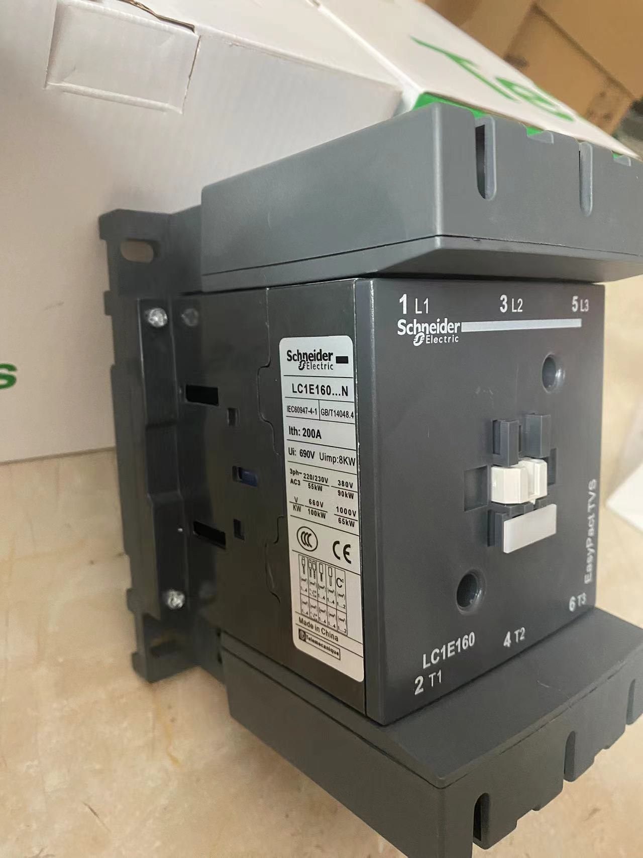 LC1E160全新未使用现货供应LC1E160M5N LC1