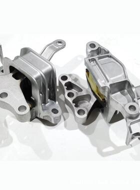 上汽大通G50发动机支架机脚胶支架大通G50发动机胶垫右前吕机脚胶