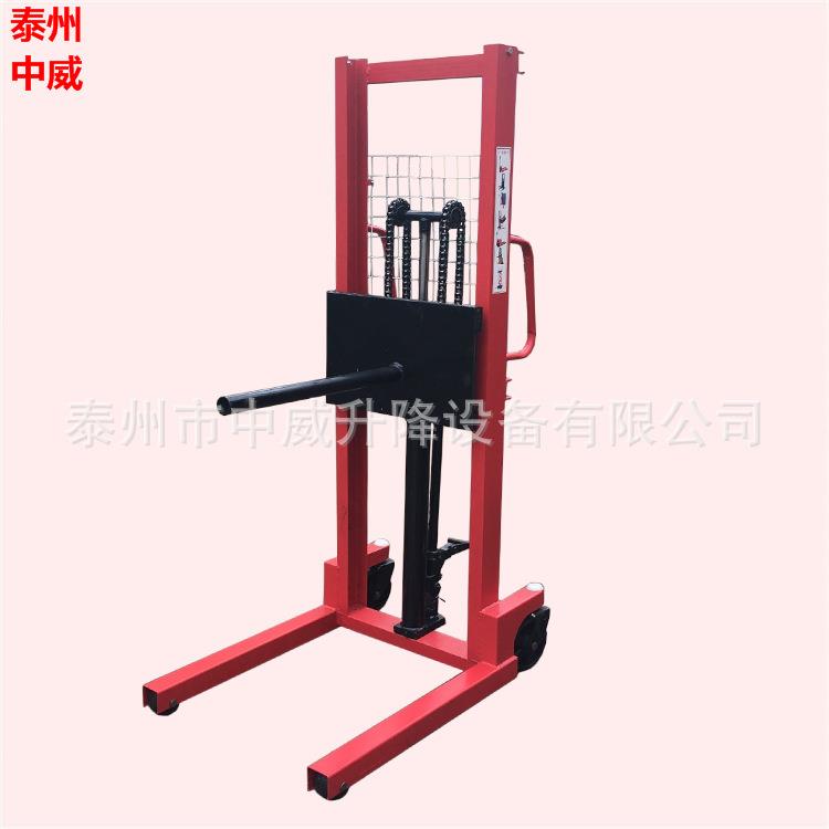 供应0.5吨2米圆滚型液压升高机手动升降叉车货物搬运堆放车