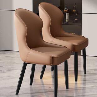 实木餐椅2026新款家用轻奢感餐桌椅意式铁艺北欧单人靠背椅子