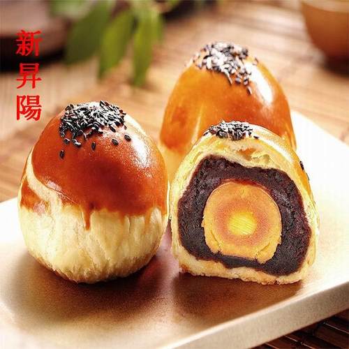 纯手工糕点豆沙蛋黄酥整颗咸鸭蛋黄70克单个装零食