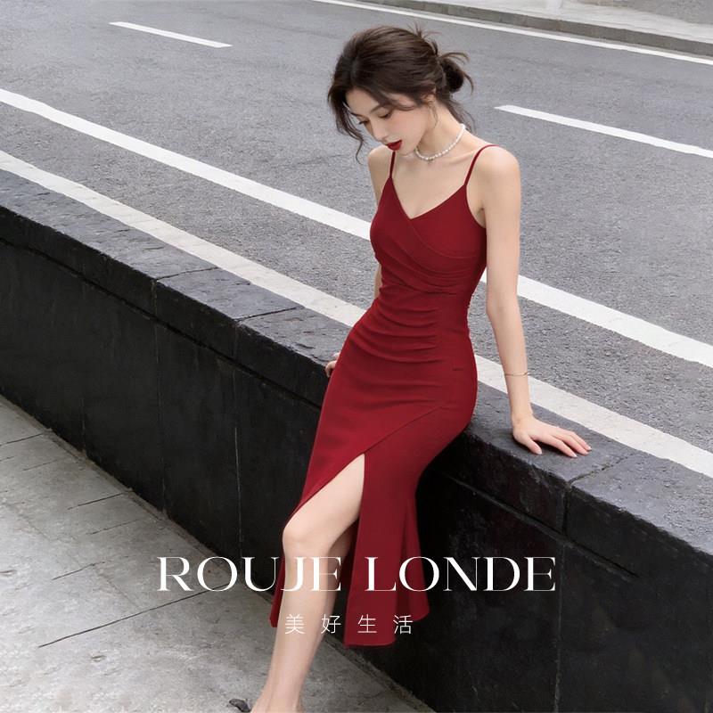 ROUJE LONDE特别漂亮掐腰褶皱绝美吊带连衣裙女开叉气质包臀长裙