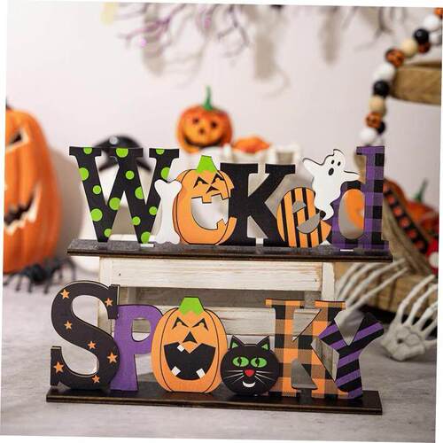 万圣节Halloween decorated wooden lettering table table DIY