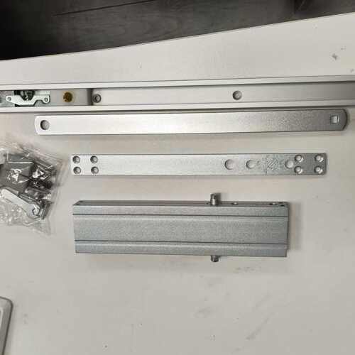 新款暗装液压暗藏隐形缓冲隐藏式高端酒店宾馆闭门器安全静音开合