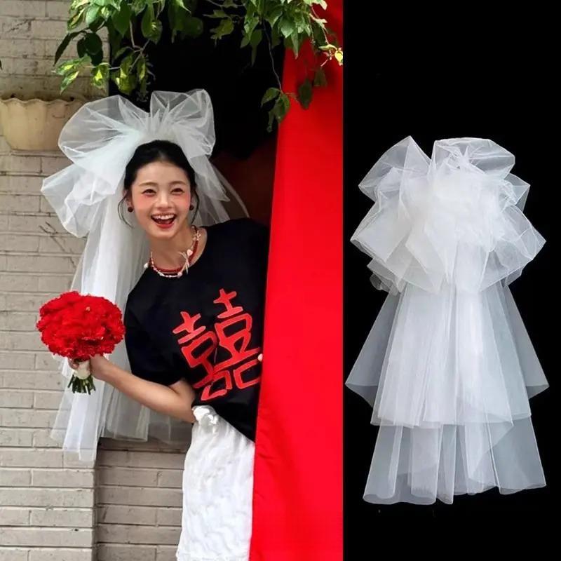 2025新款头纱抓泡云朵蓬蓬头纱韩式新娘摄影造型街拍婚纱跟妆白色