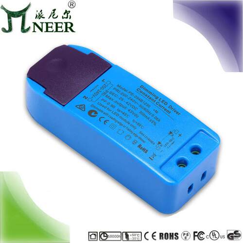 质保3年 终身维护 高功率因数 过认证 3-7*2W 500MA 筒灯调光电源