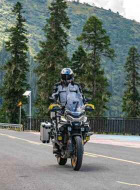 适用于东风800Mt改进型护手侧支水箱网车把加高码雾灯保险杠橡胶